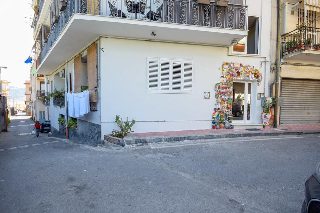 Il Muro Vecchio Studios Giardini Naxos Esterno foto