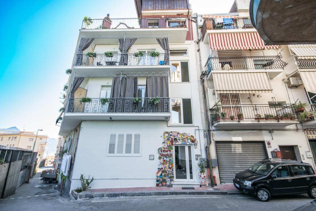 Il Muro Vecchio Studios Giardini Naxos Esterno foto
